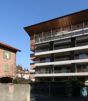 Edificio residenziale, Laveno